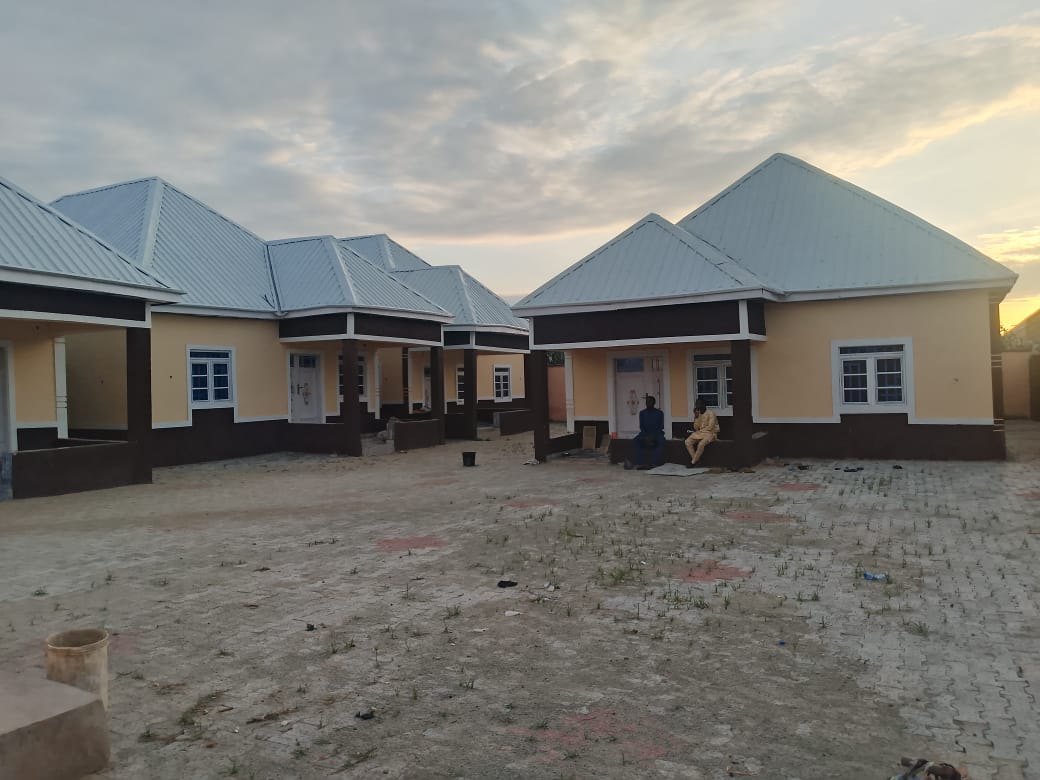 HOUSE FOR SELL NEAR TASHAN TIPA 