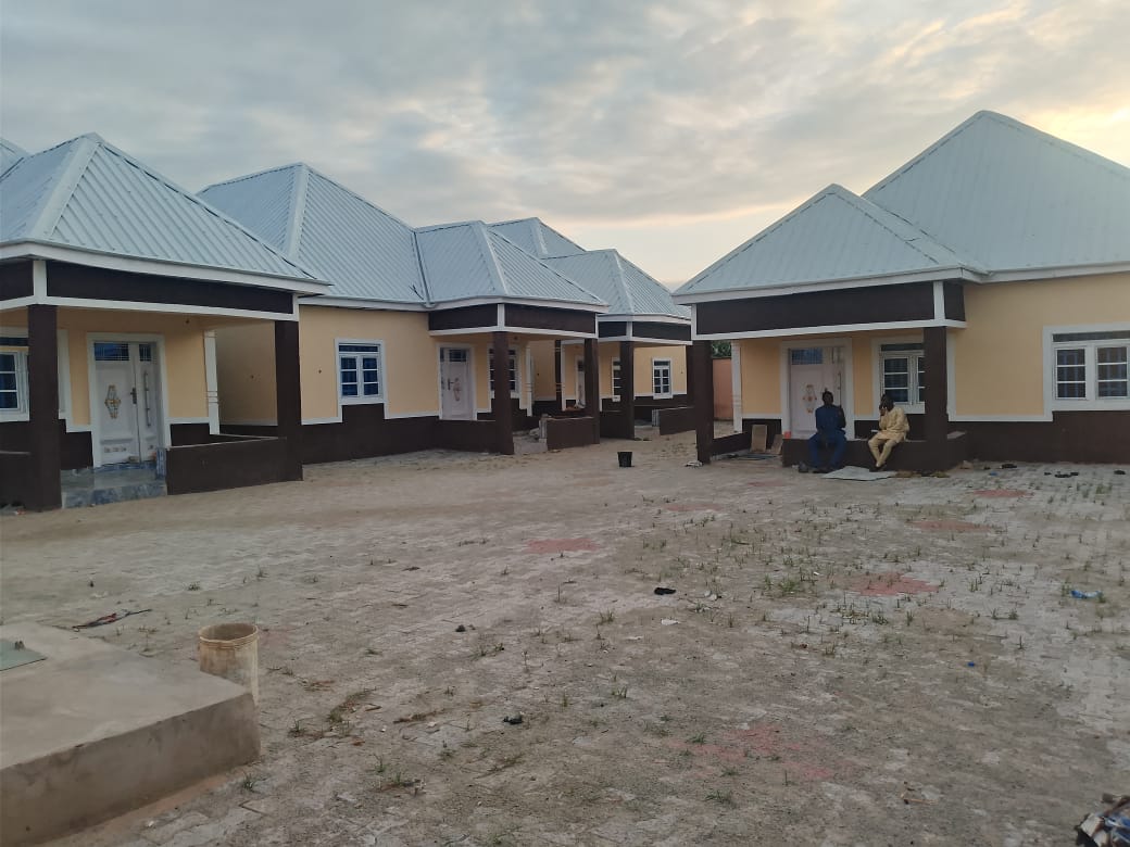 HOUSE FOR SELL NEAR TASHAN TIPA 