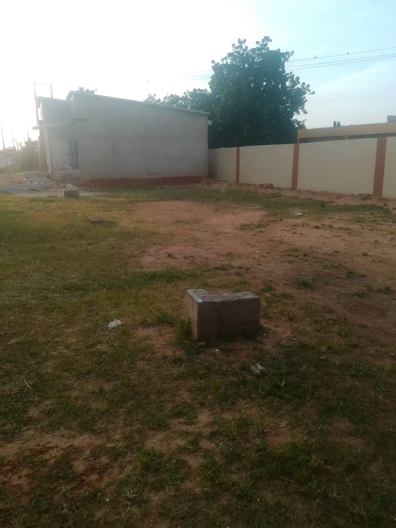 CONER SHOP PLOT FOR SALE GUJBA ROAD POLICE STN.