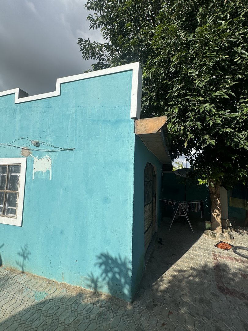 3 bedroom house with BQ